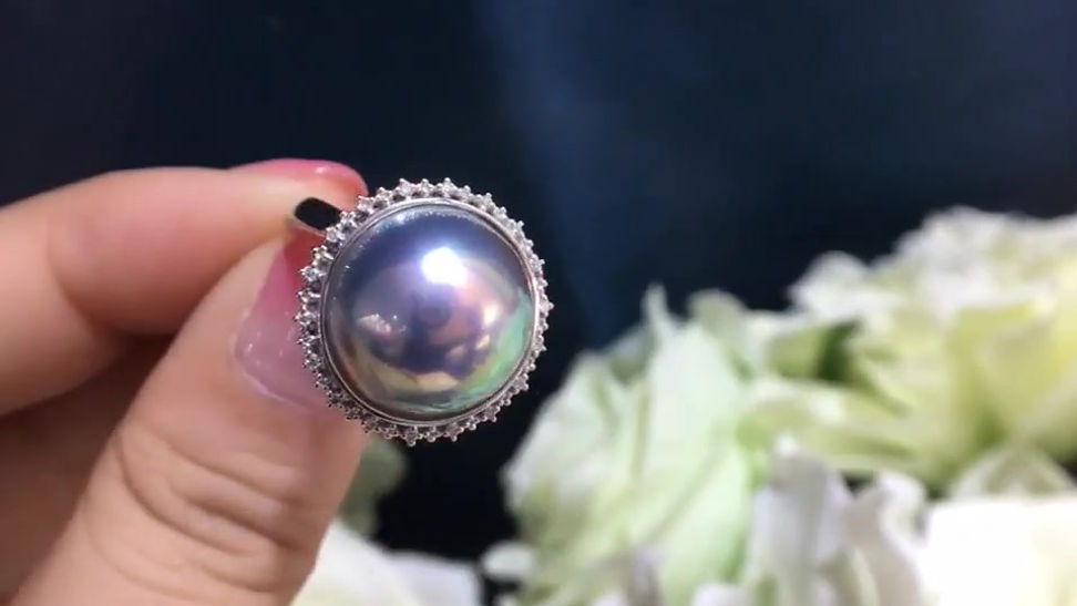 14-15mm Mabe Pearl Ring Pendant, 18k White Gold w/ Diamond - AAAA